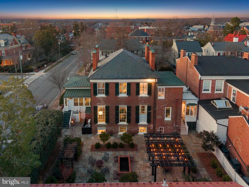 408 Hanover Street