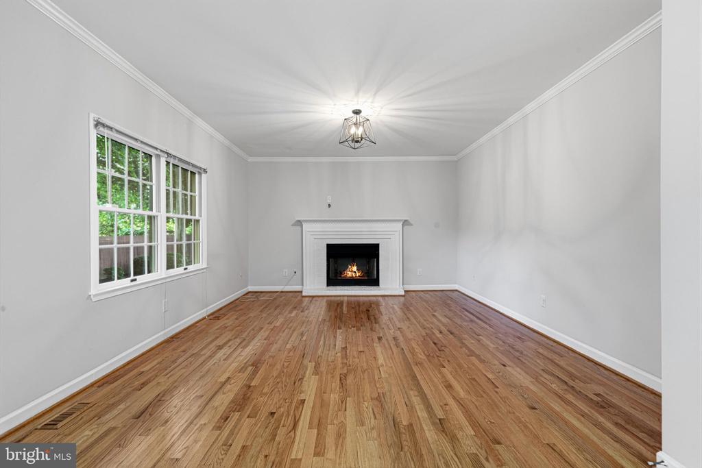 10631 ELMONT COURT