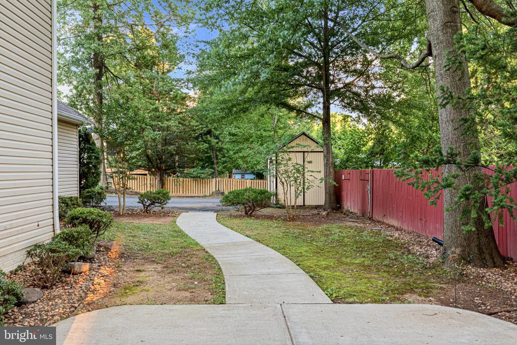 10631 ELMONT COURT