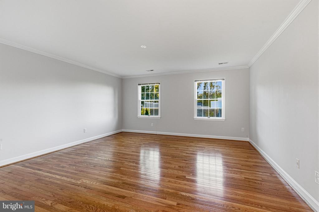 10631 ELMONT COURT