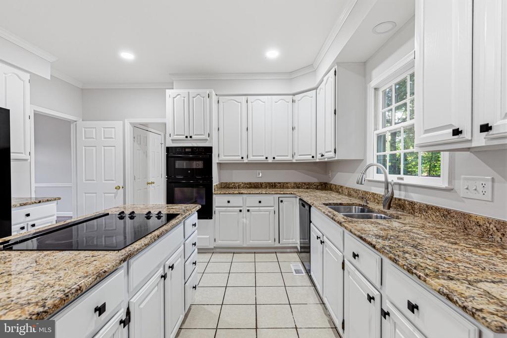 10631 ELMONT COURT
