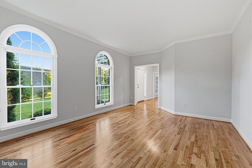10631 ELMONT COURT