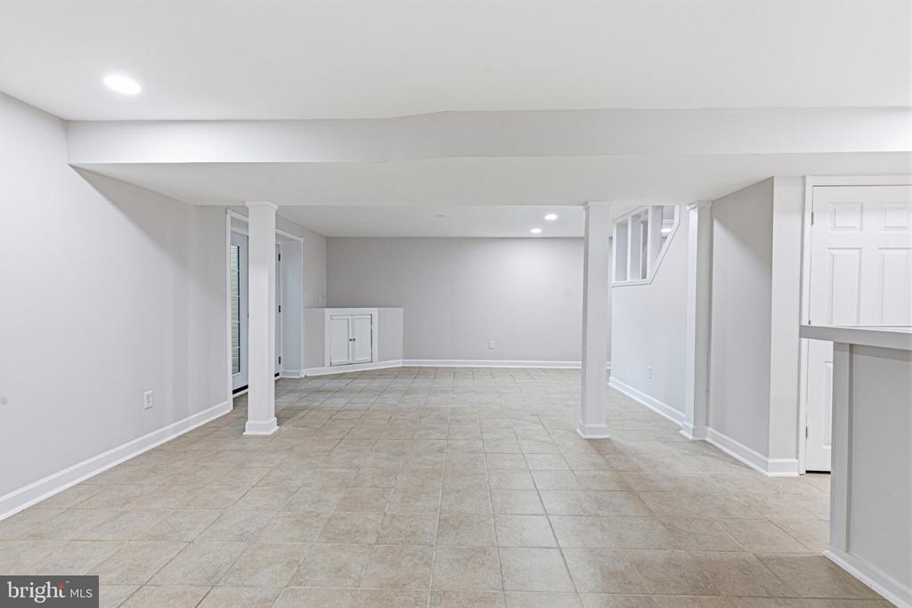 10631 ELMONT COURT