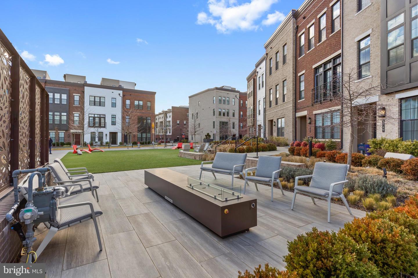 7507 SAWYER FARM WAY Unit: 2001