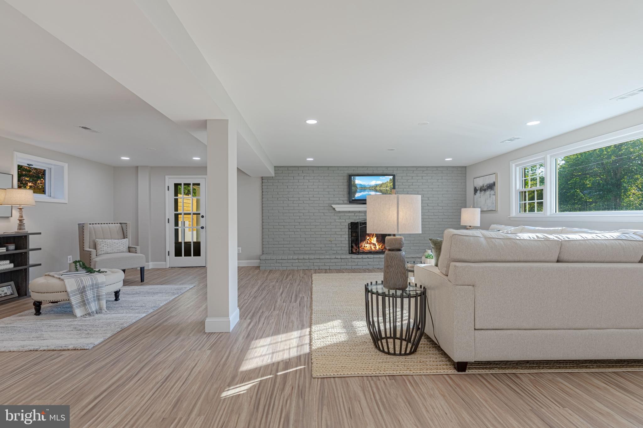 509 CREEK CROSSING ROAD NE