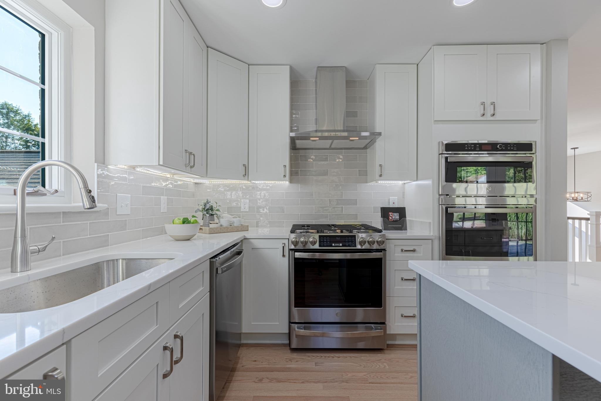 509 CREEK CROSSING ROAD NE