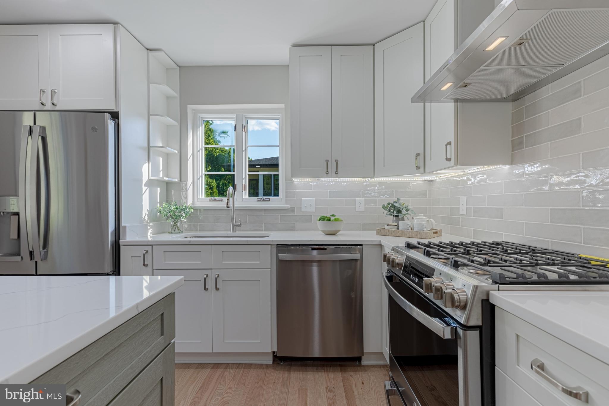 509 CREEK CROSSING ROAD NE