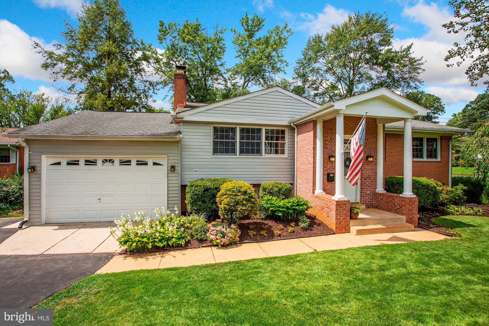 1632 MORRILL COURT