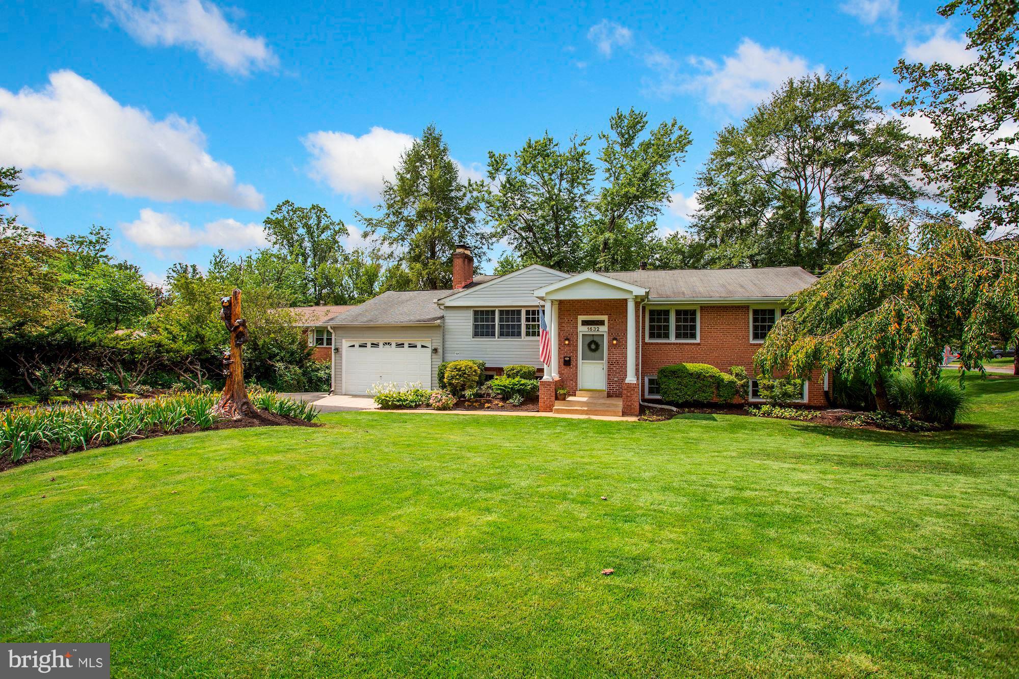 1632 MORRILL COURT