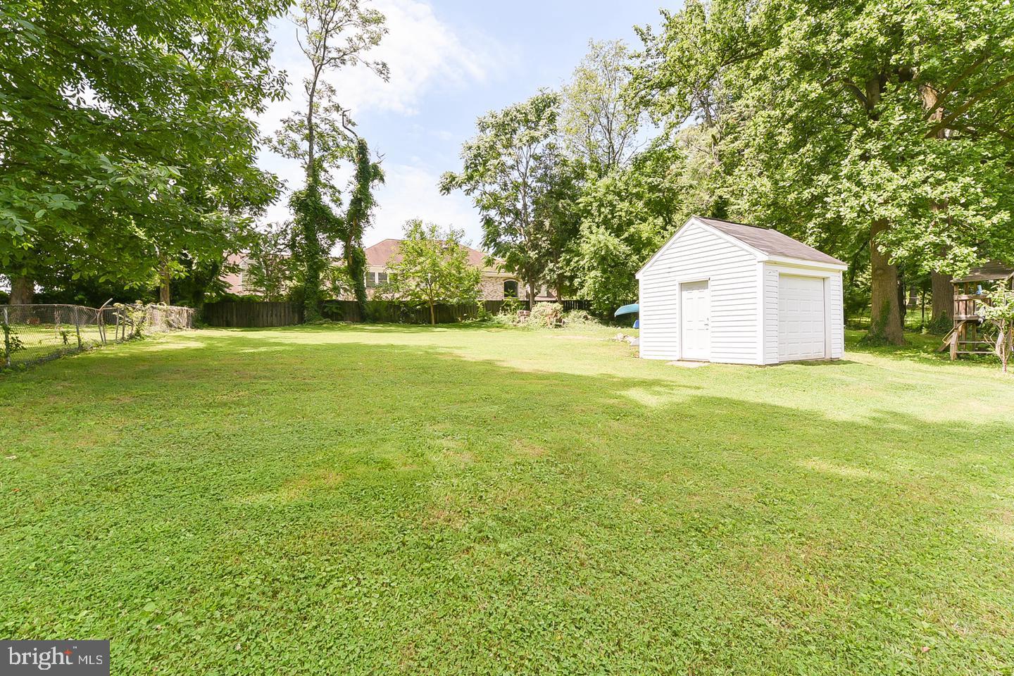 6429 Maplewood DRIVE