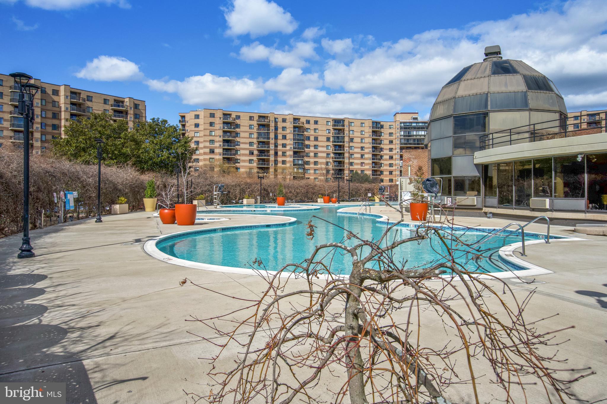 8350 Greensboro Dr #926