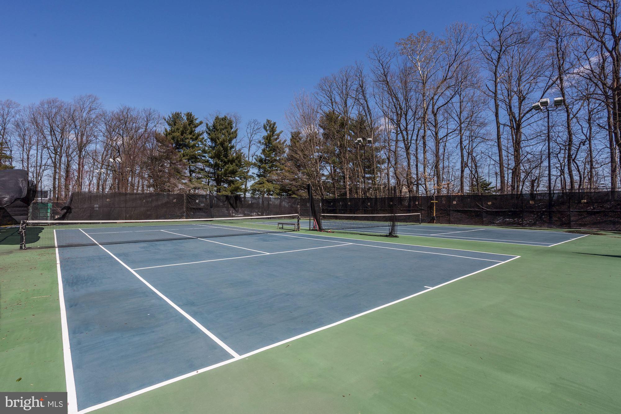 8350 Greensboro Dr #926