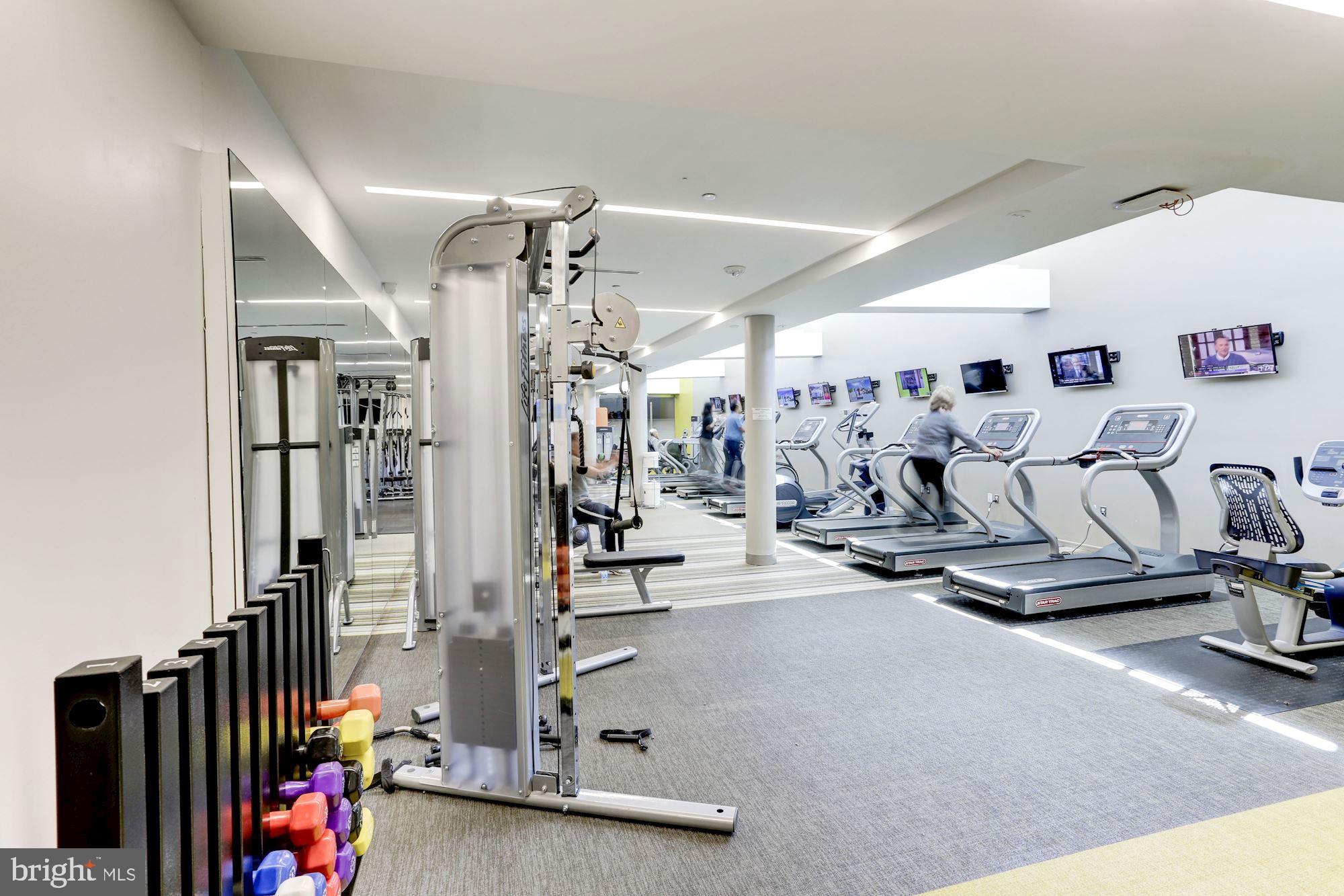 8350 Greensboro Dr #926