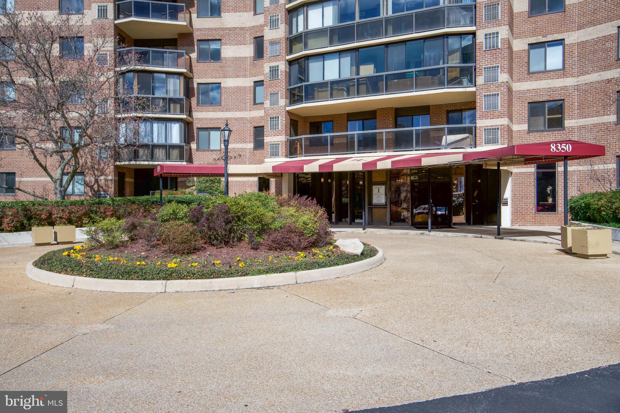 8350 Greensboro Dr #926