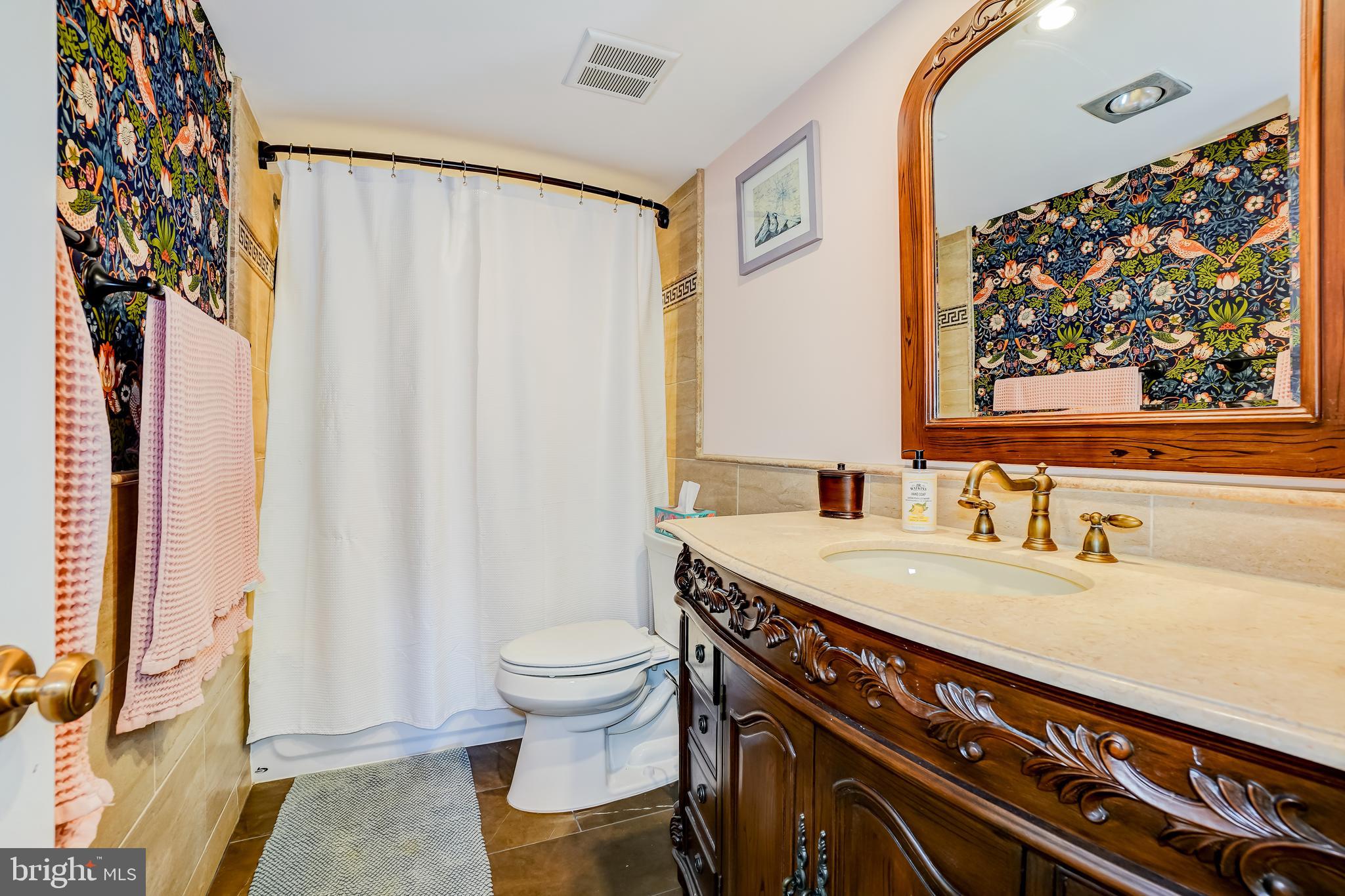 1800 OLD MEADOW RD #622