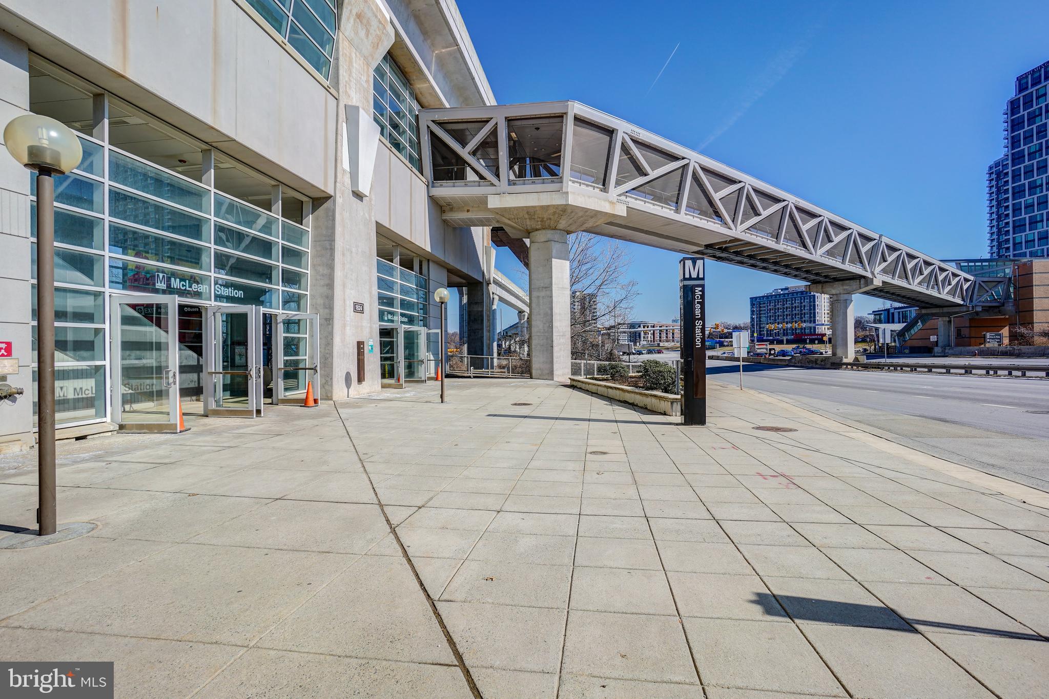 1800 OLD MEADOW RD #622