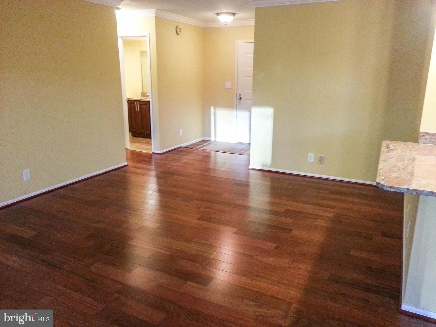 8360 Greensboro Dr #109