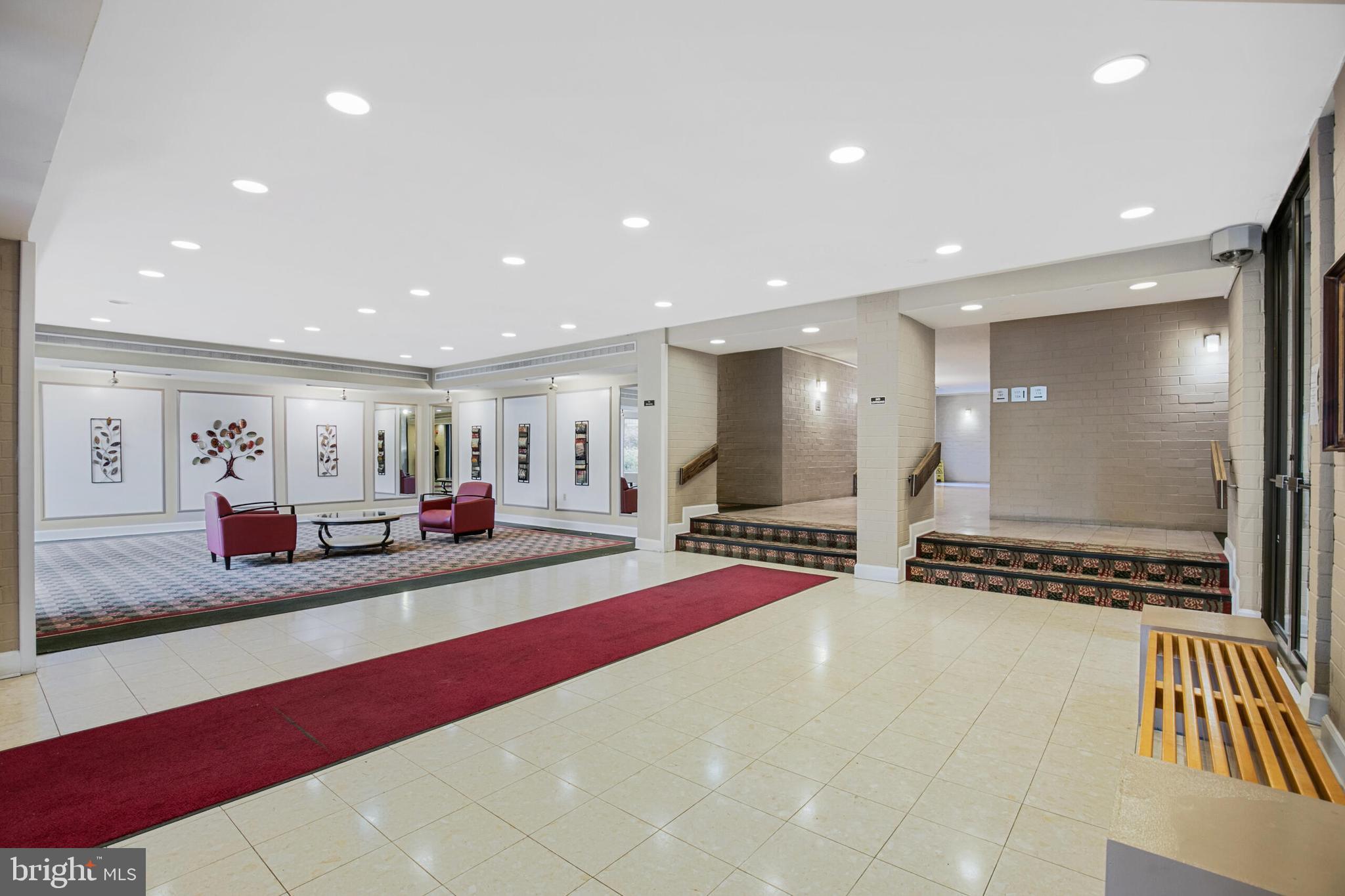6001 Arlington Blvd #508