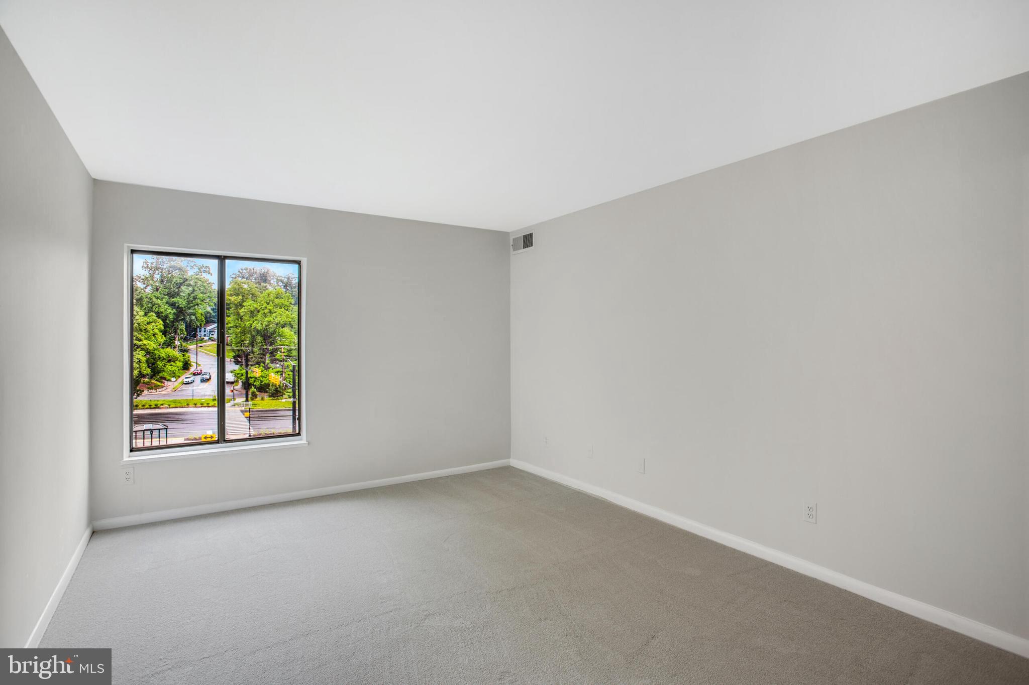 6001 Arlington Blvd #508
