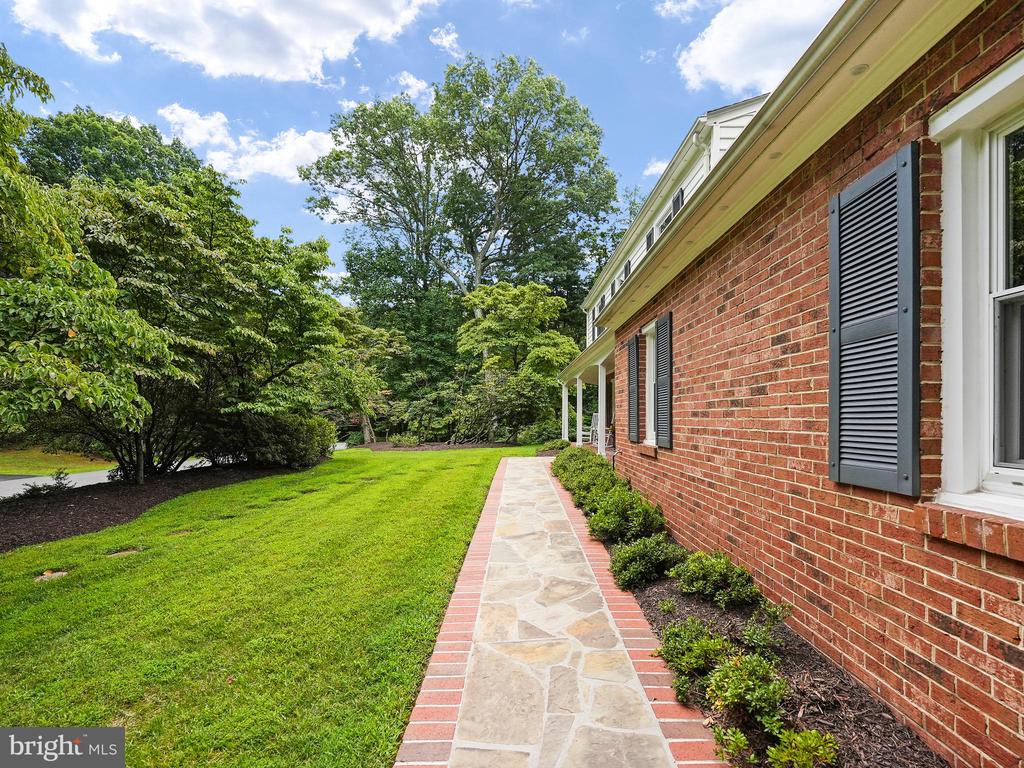 5404 Dranes Tavern Dr