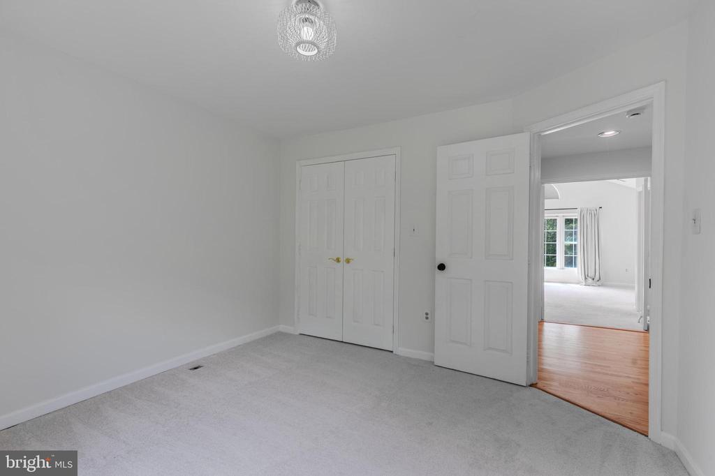 122 MENDON LN SW