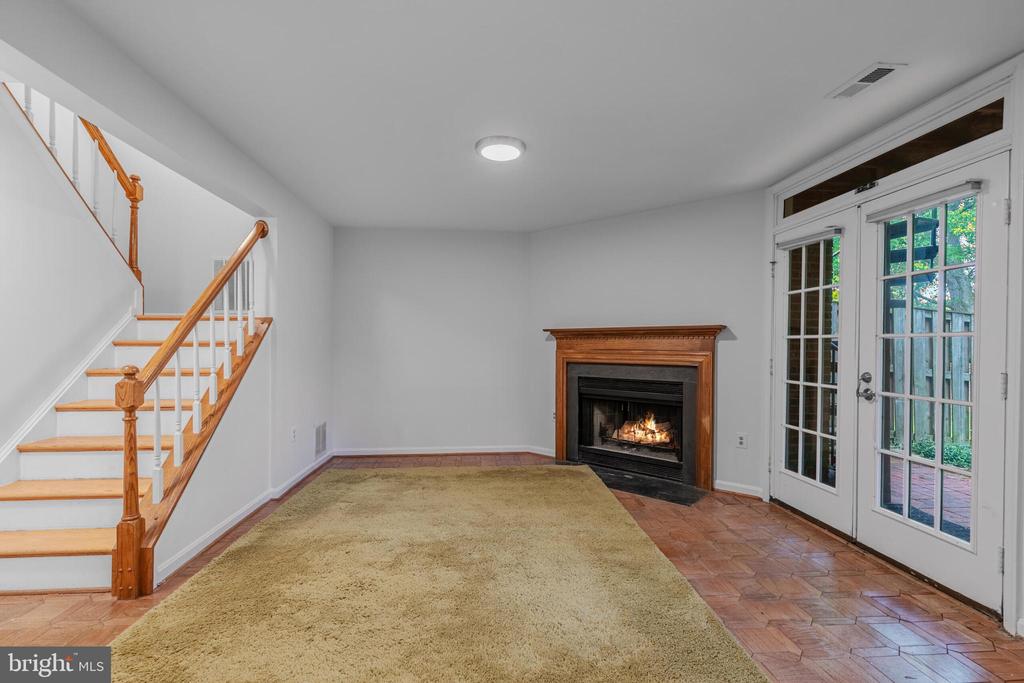 122 MENDON LN SW