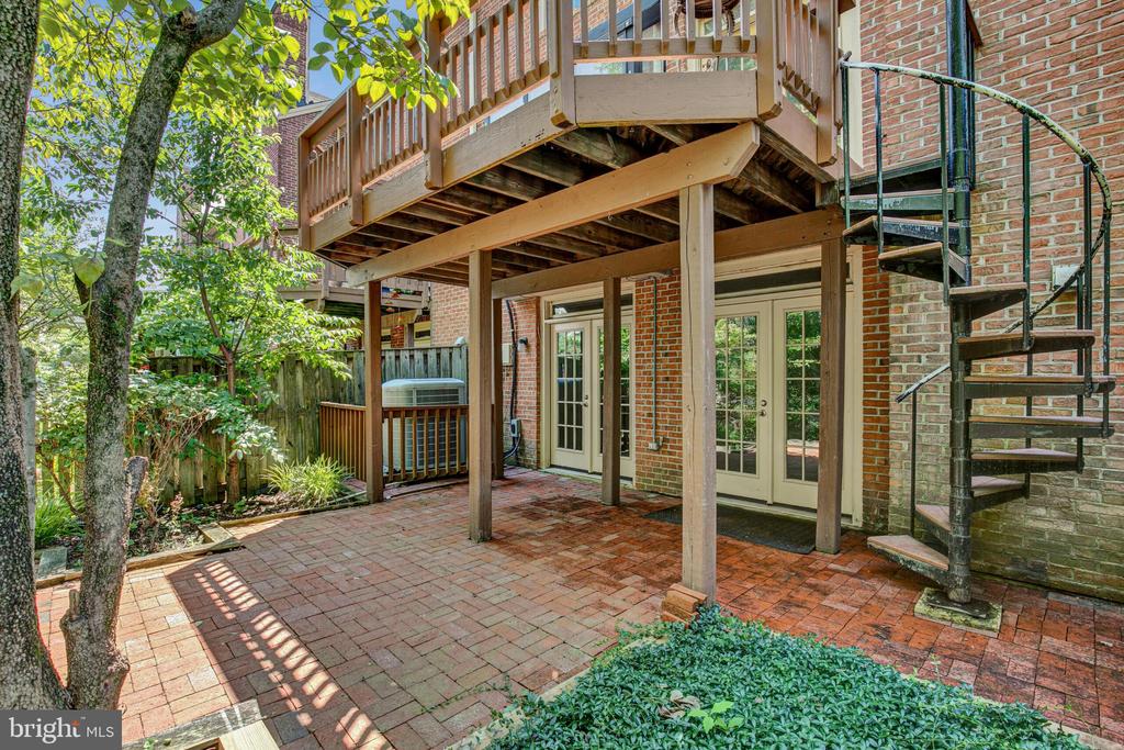 122 MENDON LN SW