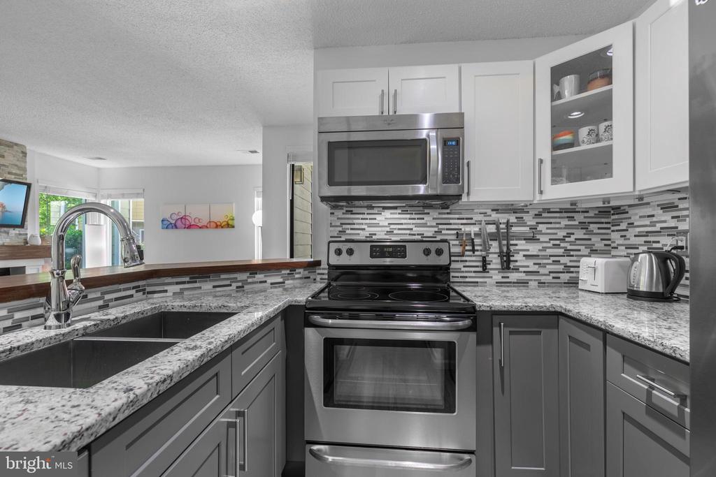 1972-A Villaridge Dr #1972a