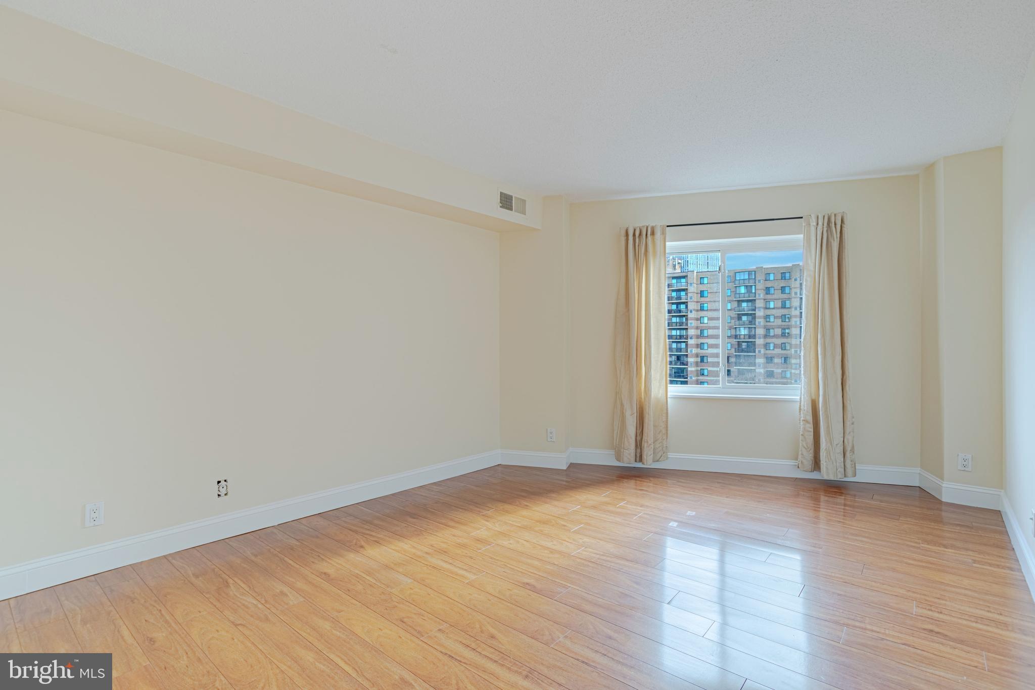 8380 GREENSBORO DR #726