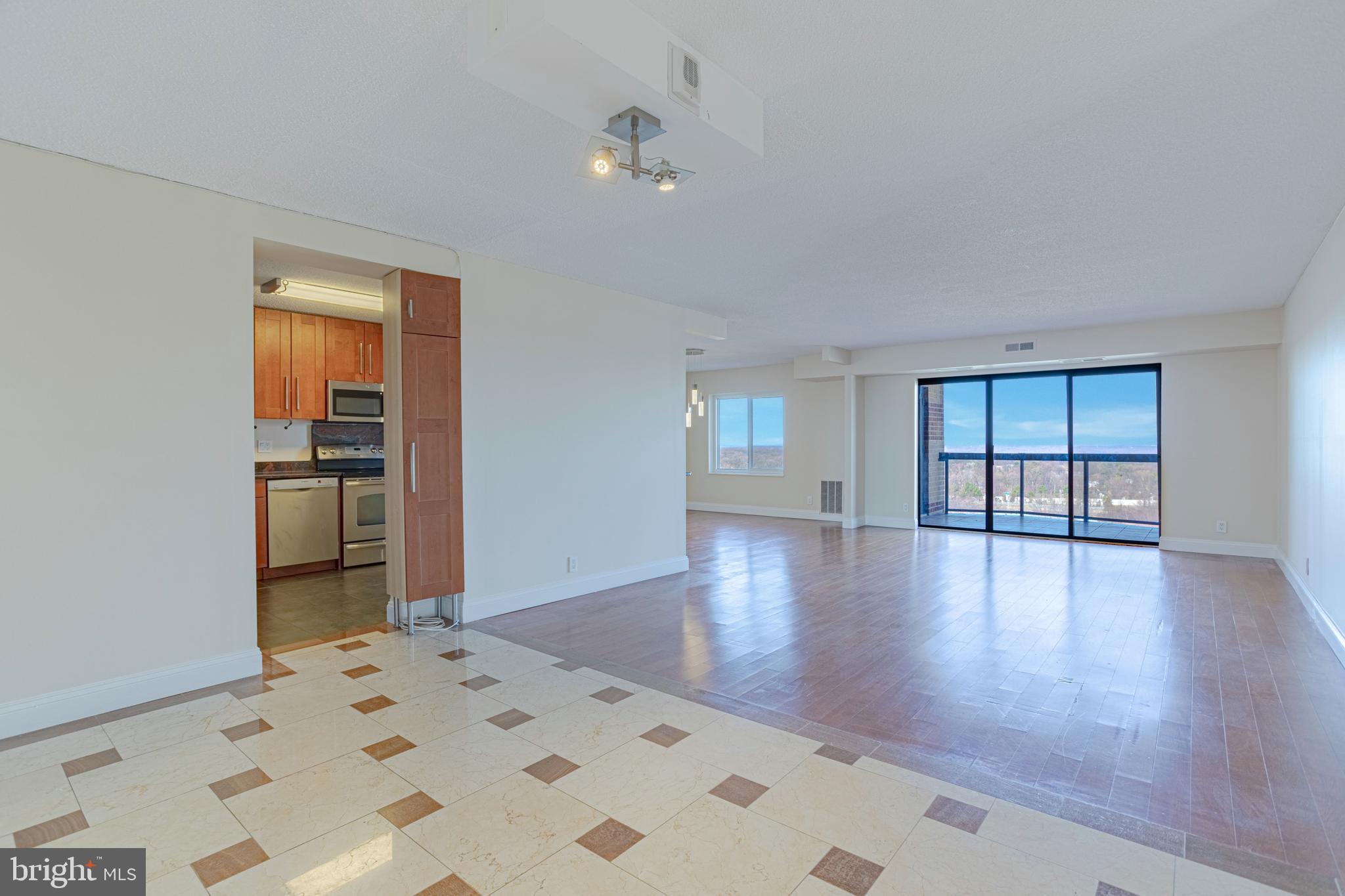 8380 GREENSBORO DR #726