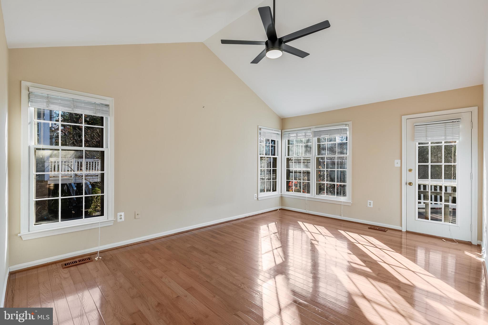 11620 OLD BROOKVILLE CT