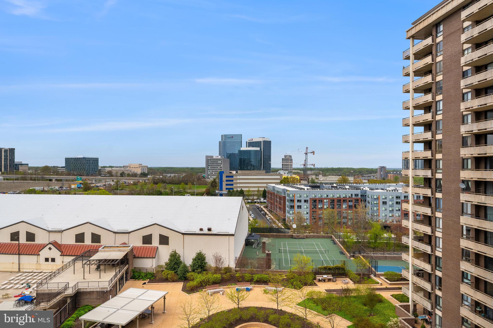 1800 OLD MEADOW RD #919