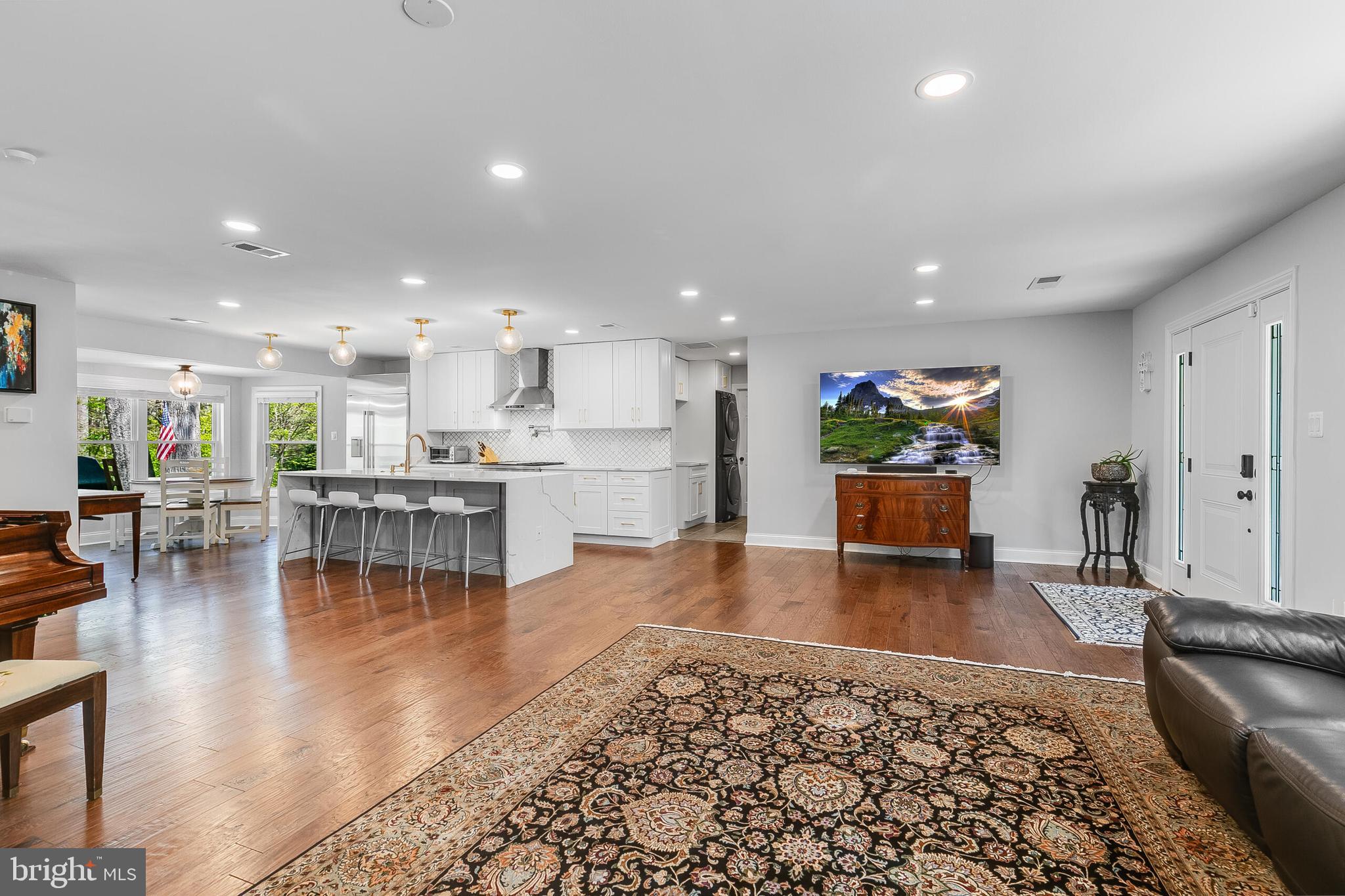 10217 Lawyers Rd