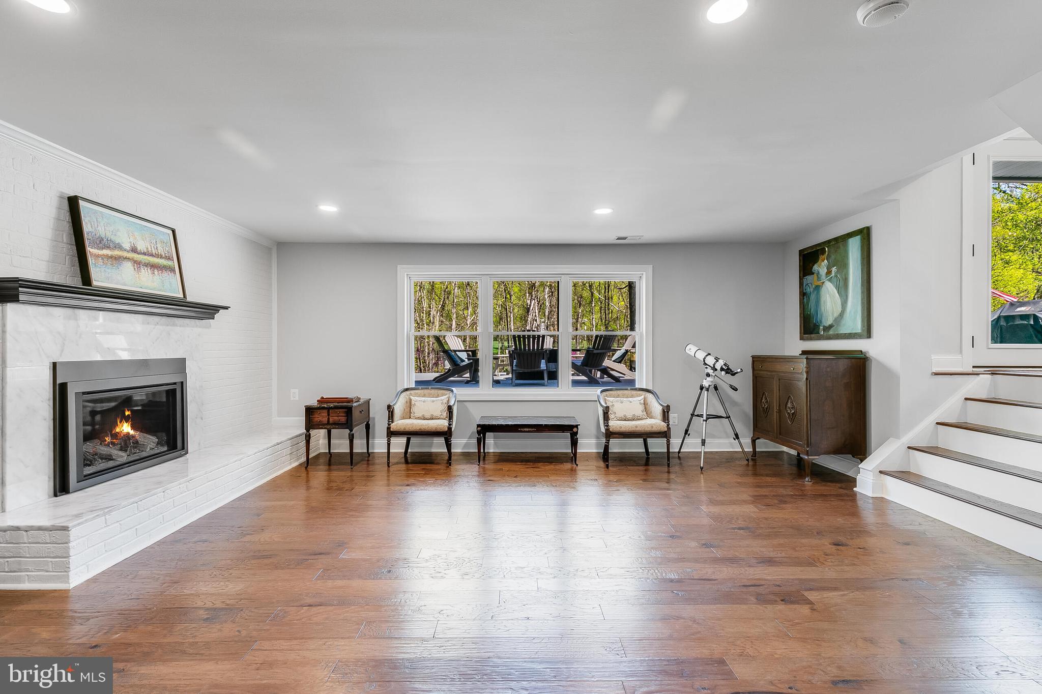 10217 Lawyers Rd