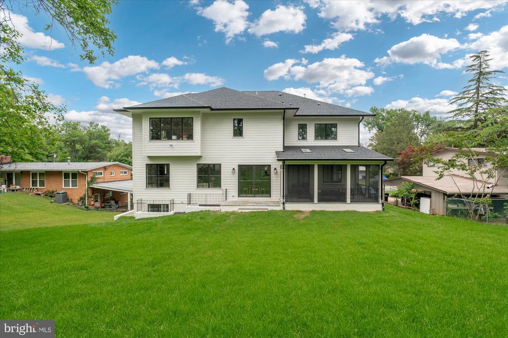 6613 BYRNES DRIVE