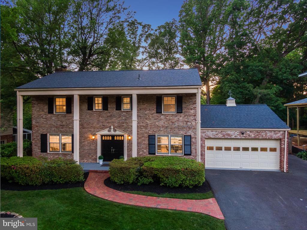 1334 Elsinore Ave
