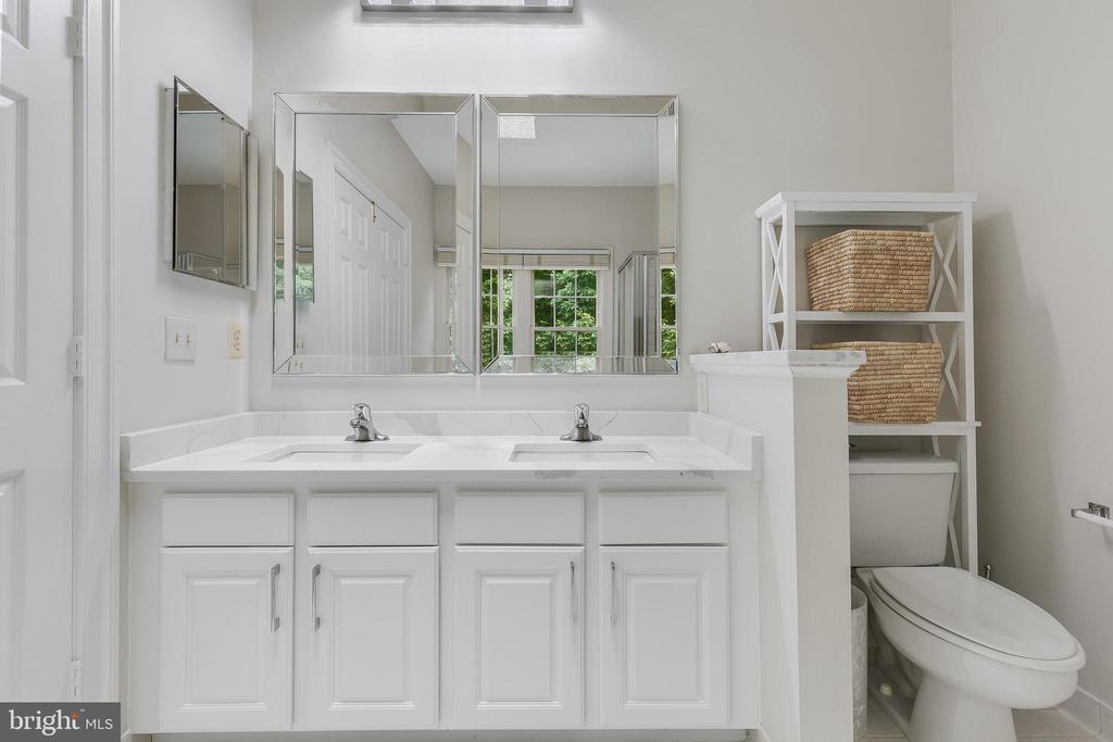 11426 SUMMER HOUSE CT