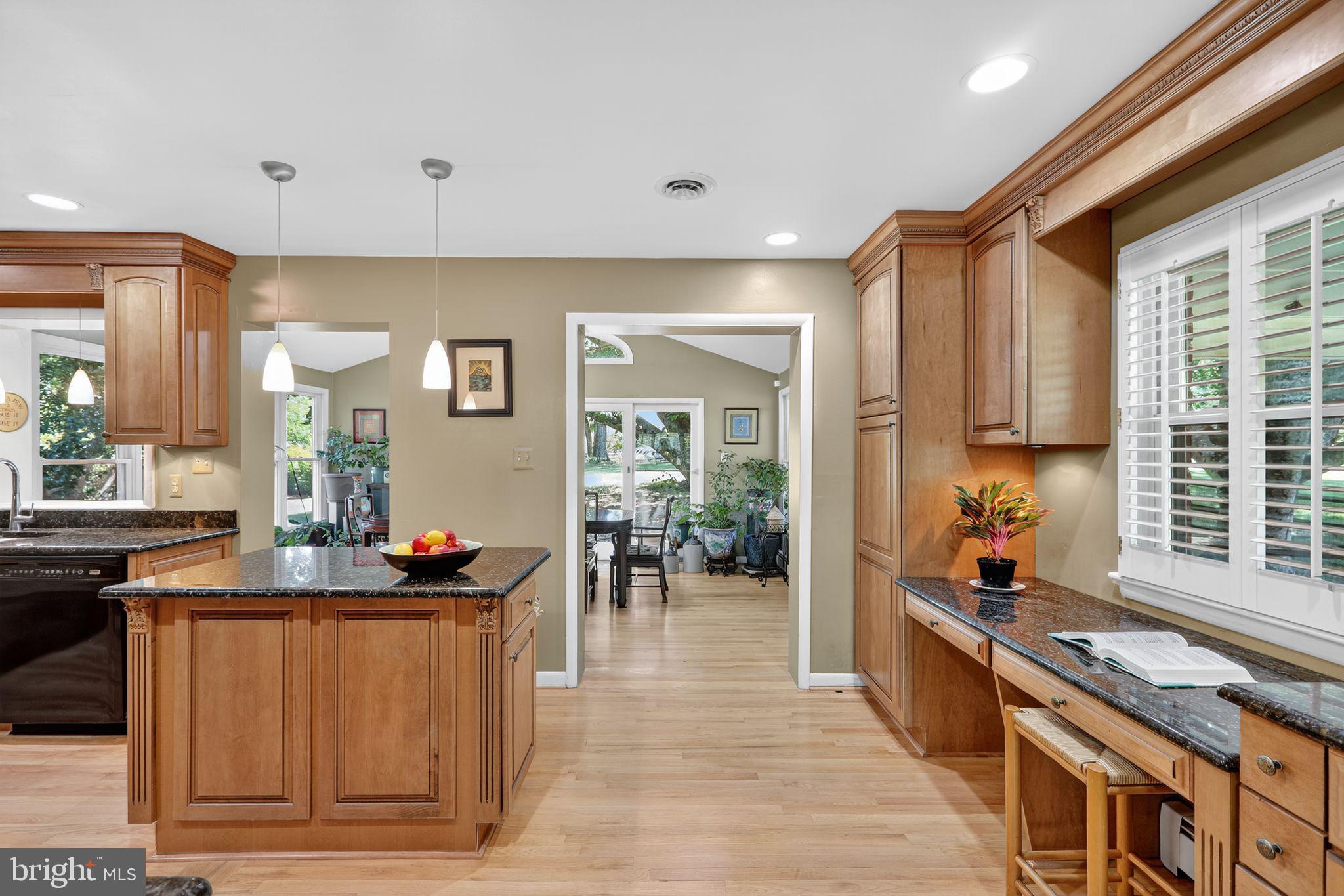 431 CREEK CROSSING ROAD NE