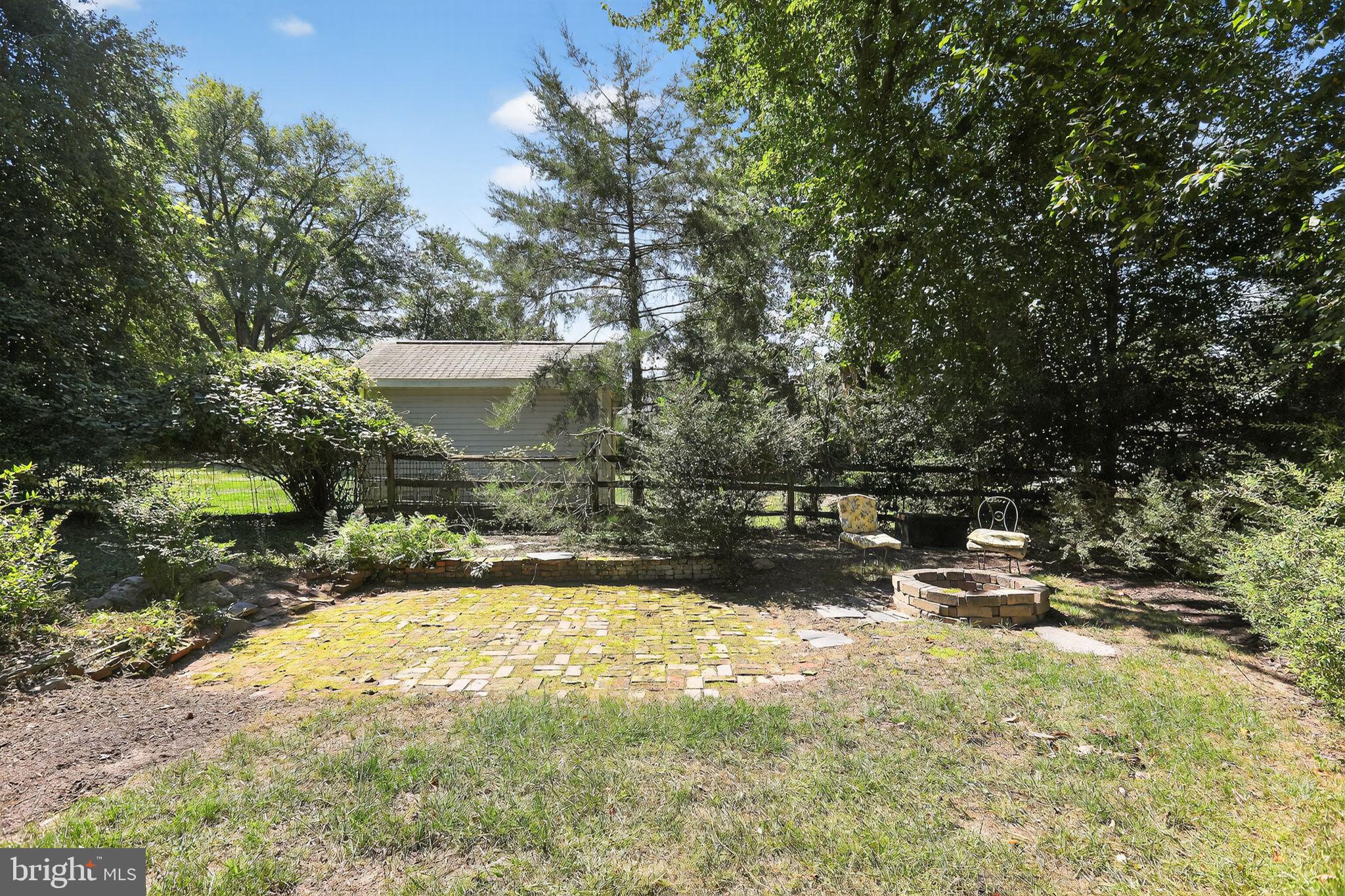 431 CREEK CROSSING ROAD NE