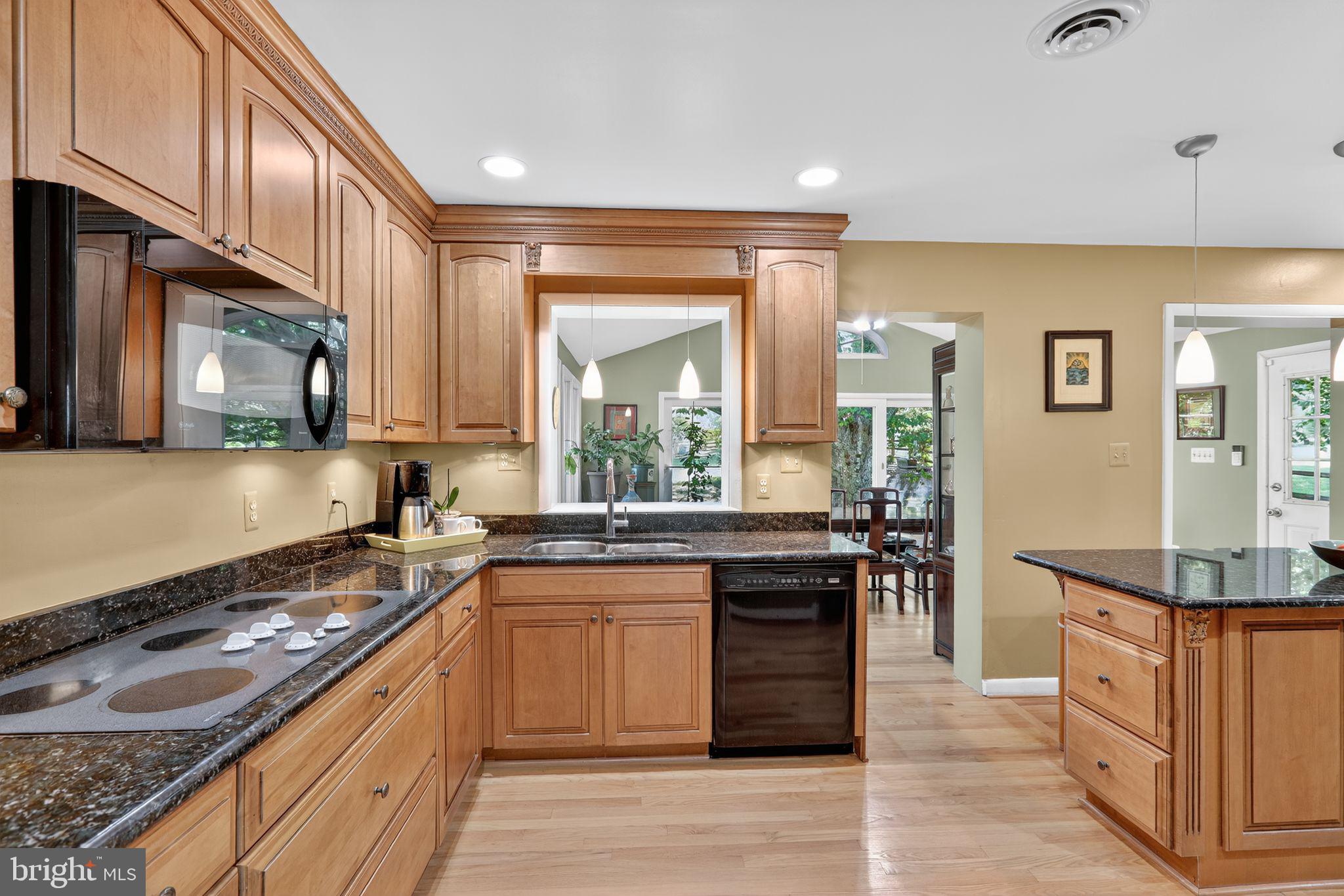 431 CREEK CROSSING ROAD NE