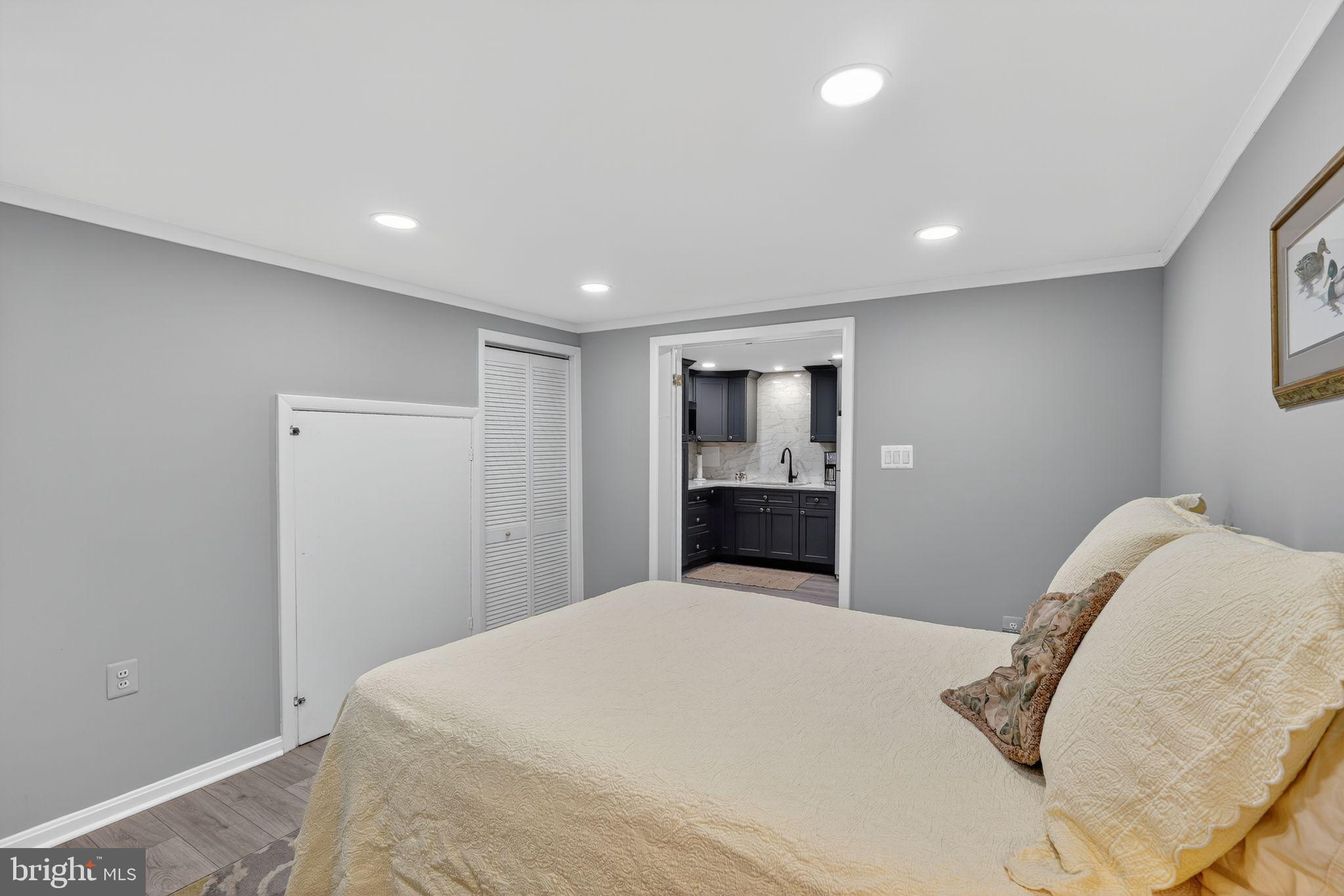 431 CREEK CROSSING ROAD NE