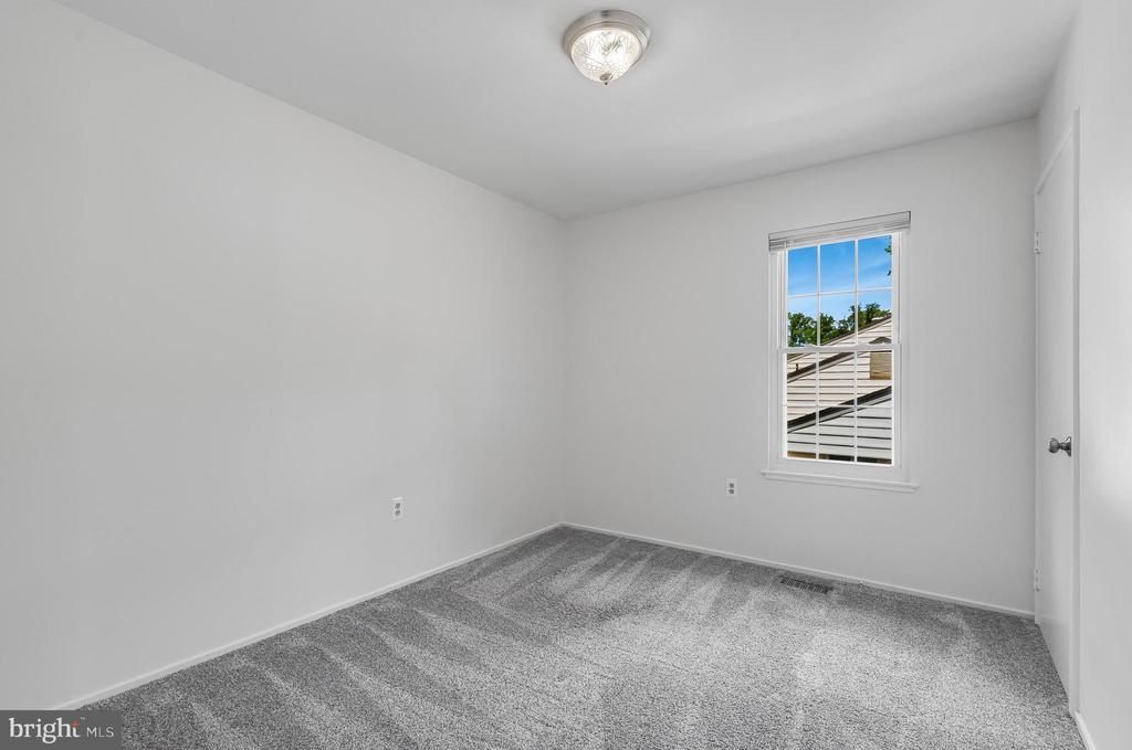 8722 LITWALTON CT