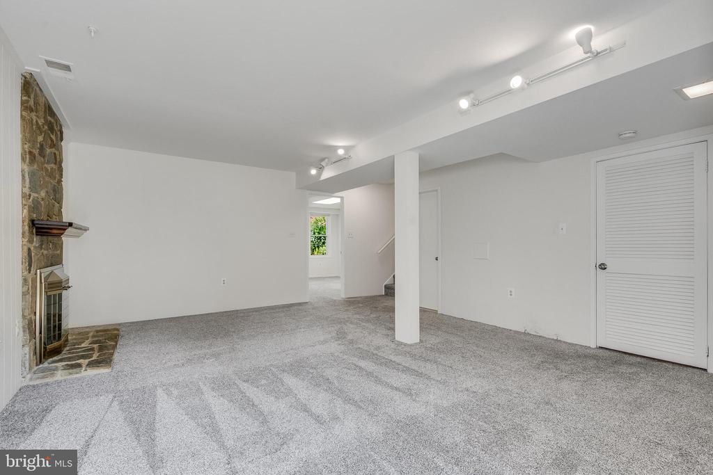 8722 LITWALTON CT
