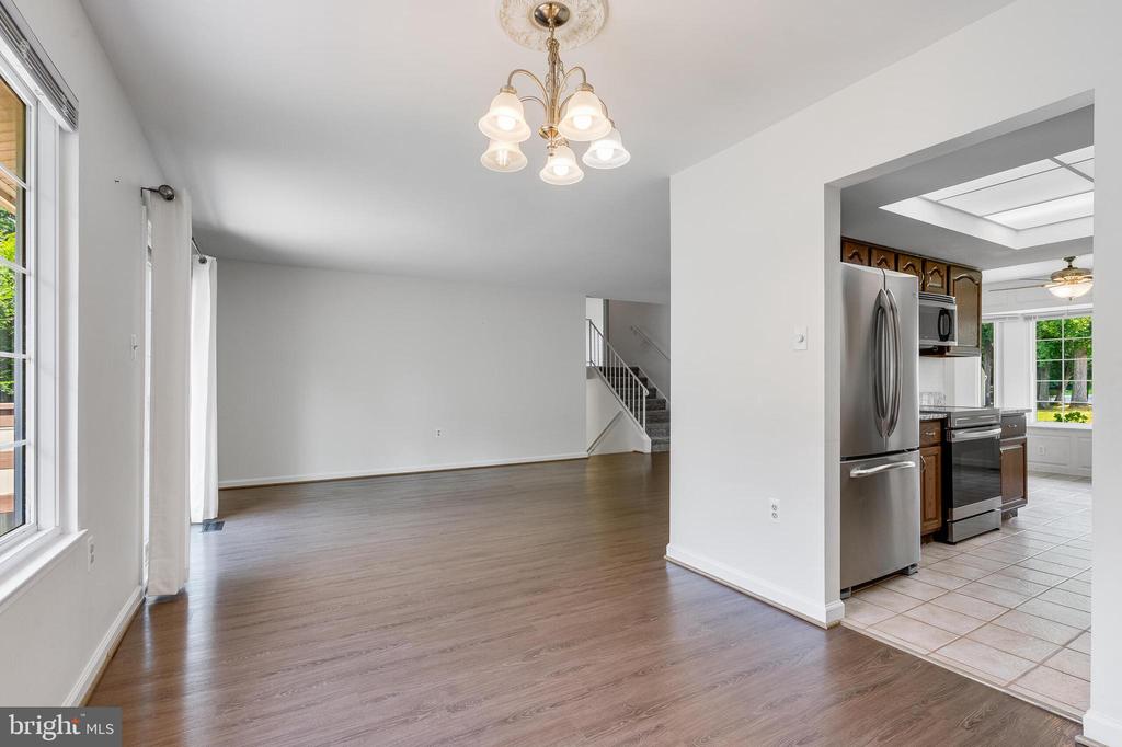 8722 LITWALTON CT