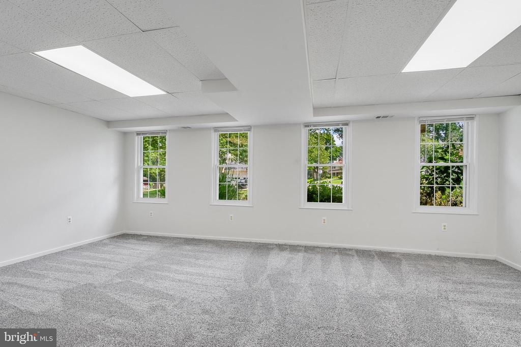 8722 LITWALTON CT