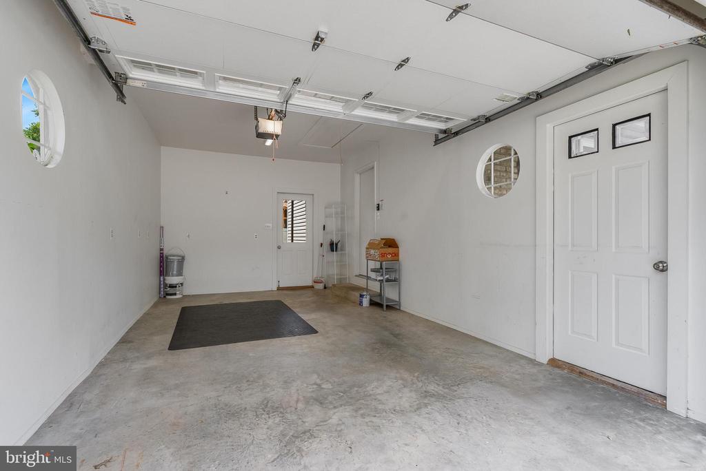 8722 LITWALTON CT