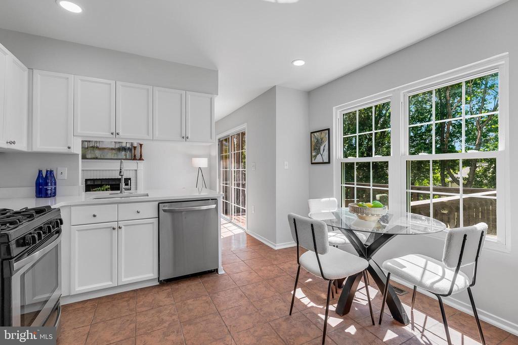 9504 DEBRA SPRADLIN COURT