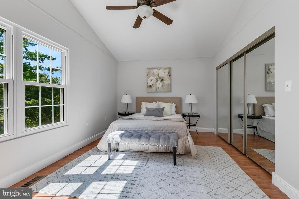 9504 DEBRA SPRADLIN COURT