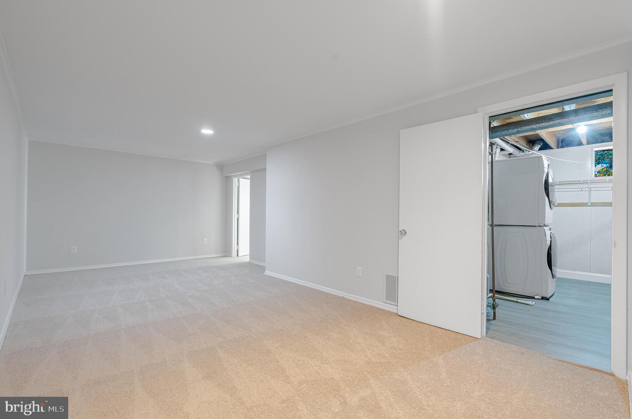 8423 HUNT VALLEY DRIVE