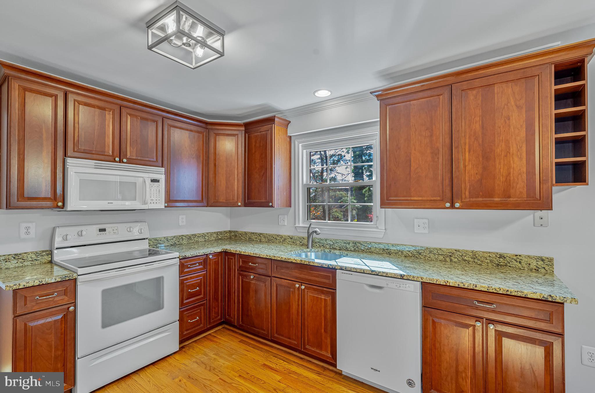 8423 HUNT VALLEY DRIVE